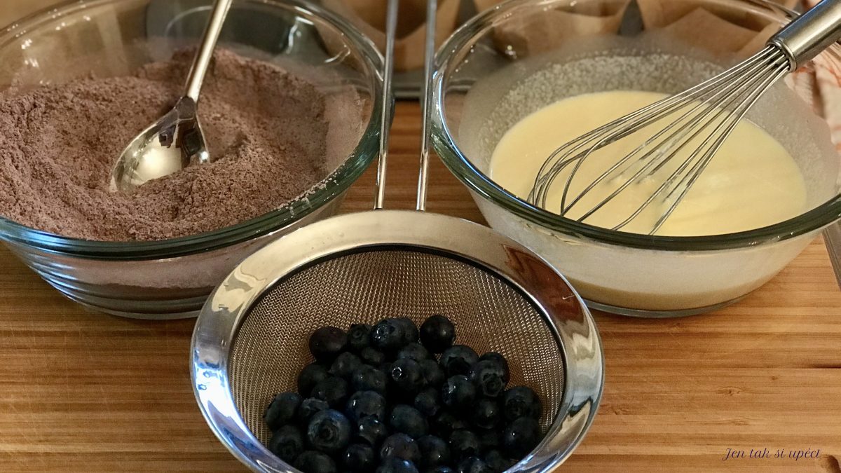 Kakaové muffiny z pohankové…příprava2