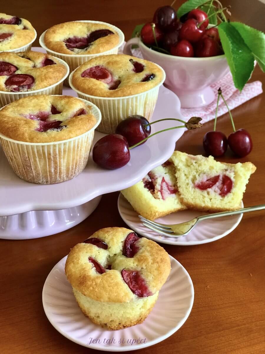 Muffiny s třešněmi Z1